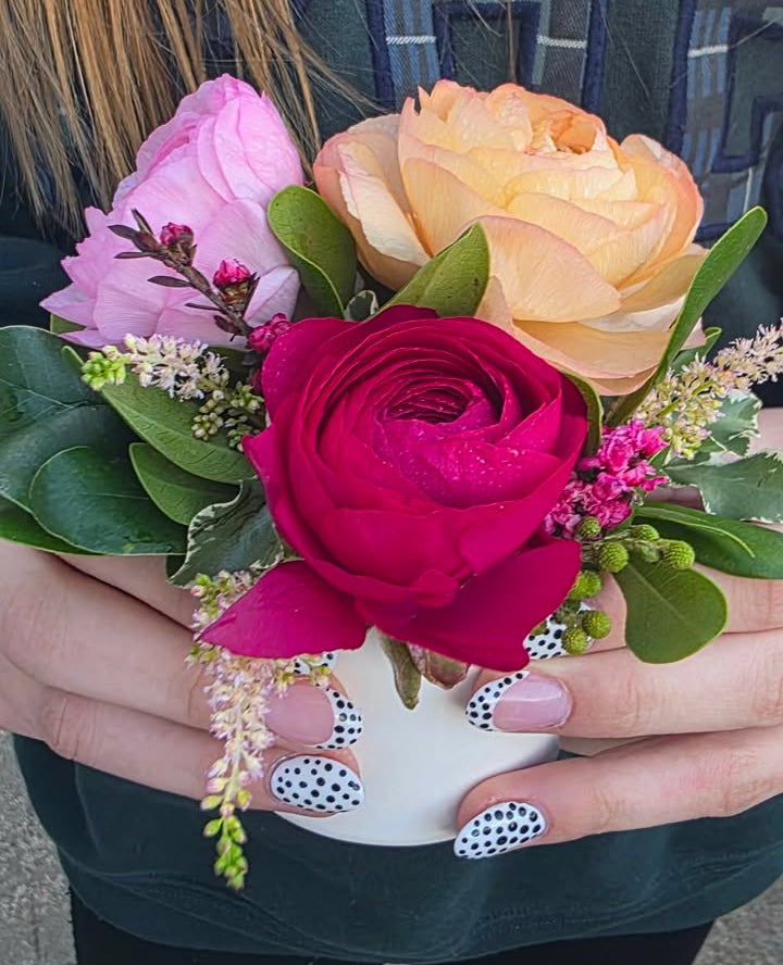 Petite Pairing | Charcuterie + Florals