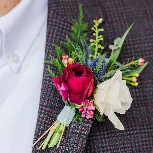 Boutonnieres (Pickup Only)